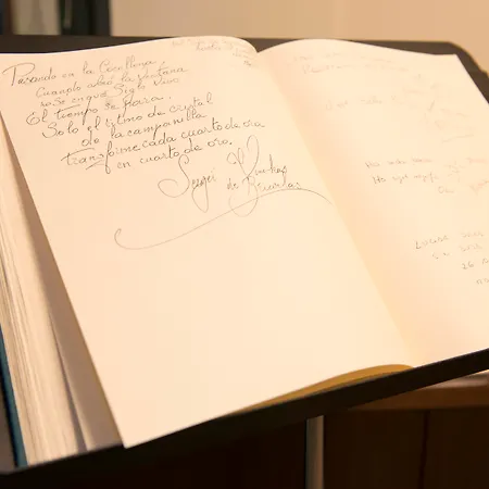 Готель Museu Llegendes De Жерона