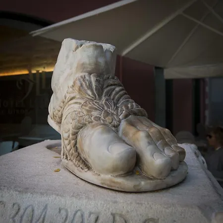 Museu Llegendes De 4*