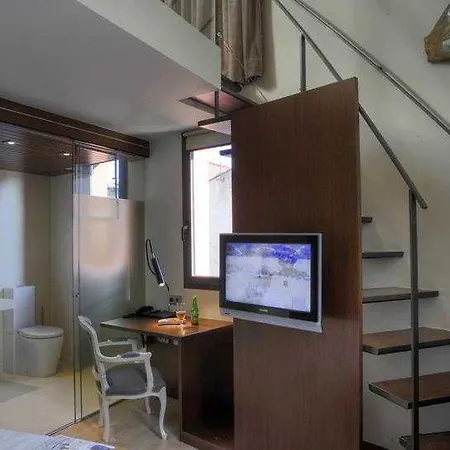 Hotell Museu Llegendes De 4*